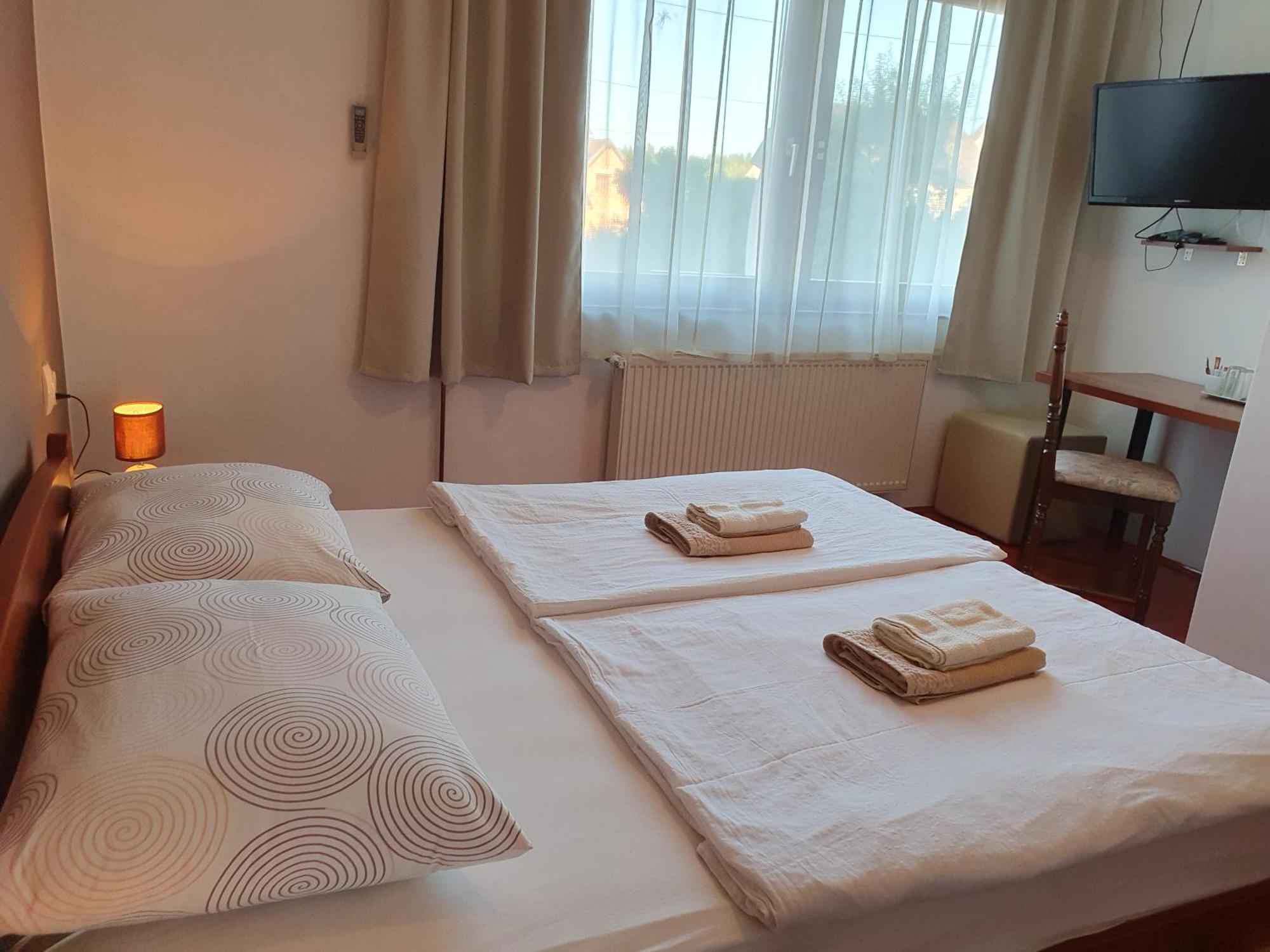 Guesthouse Vila 斯诺基 外观 照片